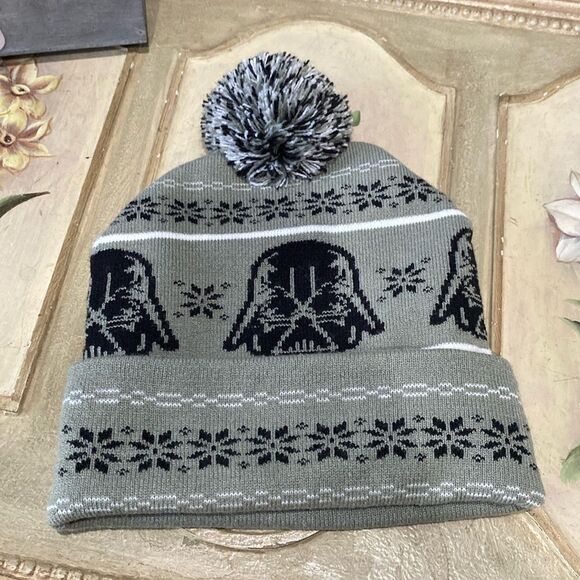 Star Wars Darth Vader Fair Isle Pom Beanie Cap Grey Black OSFM - Picture 4 of 11